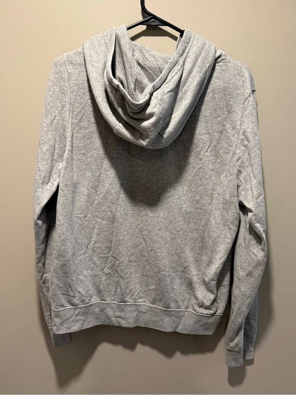 Nike Women’s Light Gray Cowl Neck Pullover Sweatshirt